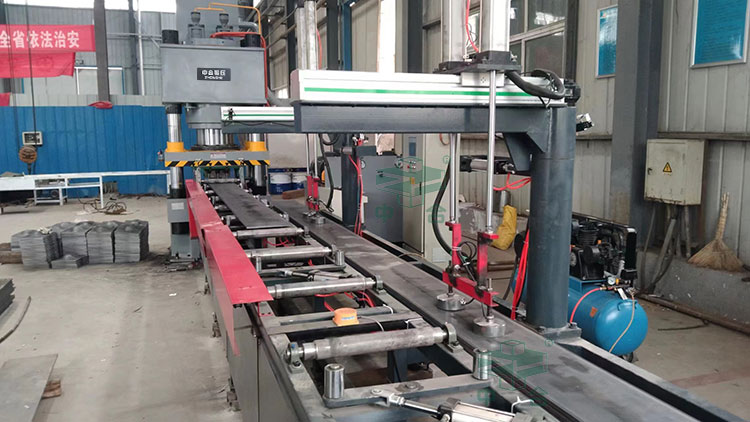 500噸全自動錨桿托盤液壓機.jpg 500噸全自動錨桿托盤液壓機.jpg