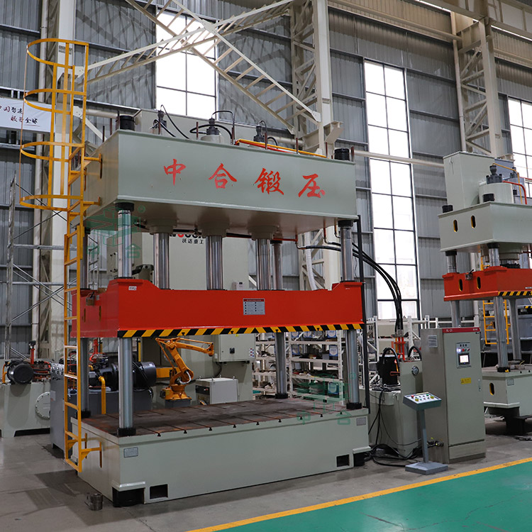 315噸三缸四柱液壓機.jpg 315噸三缸四柱液壓機.jpg