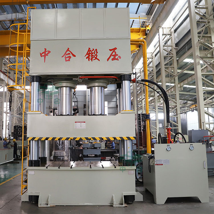 1000噸四柱液壓機(jī)車間實(shí)拍圖.jpg 1000噸四柱液壓機(jī)車間實(shí)拍圖.jpg