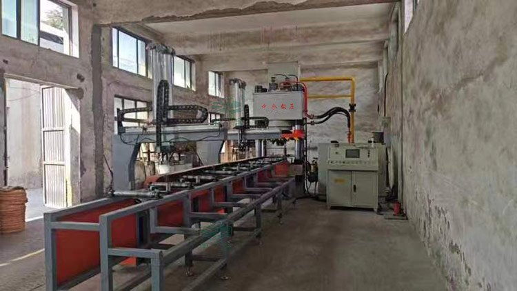 500噸錨桿托盤生產線.jpg 500噸錨桿托盤生產線.jpg