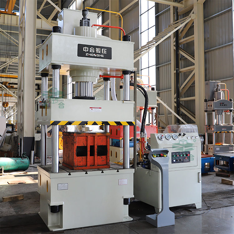 200噸四柱液壓機(jī) 200噸四柱液壓機(jī)