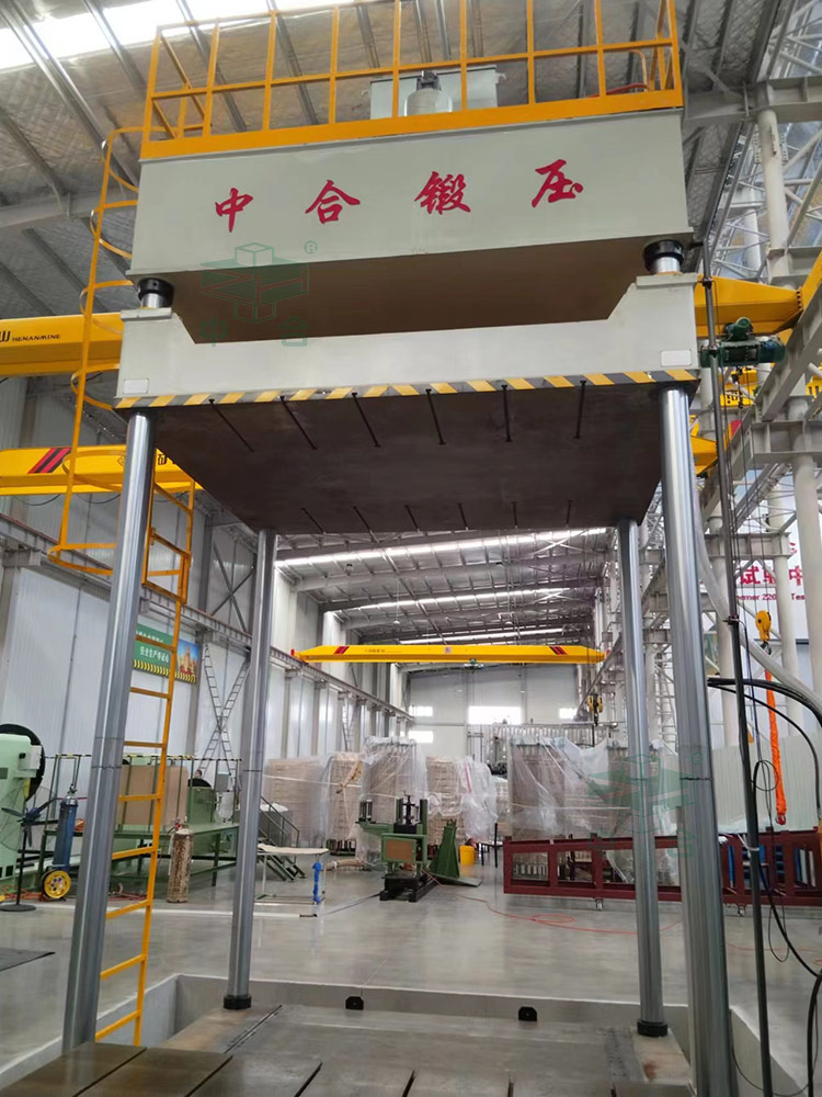 200噸移動工作臺液壓機.jpg 200噸移動工作臺液壓機.jpg