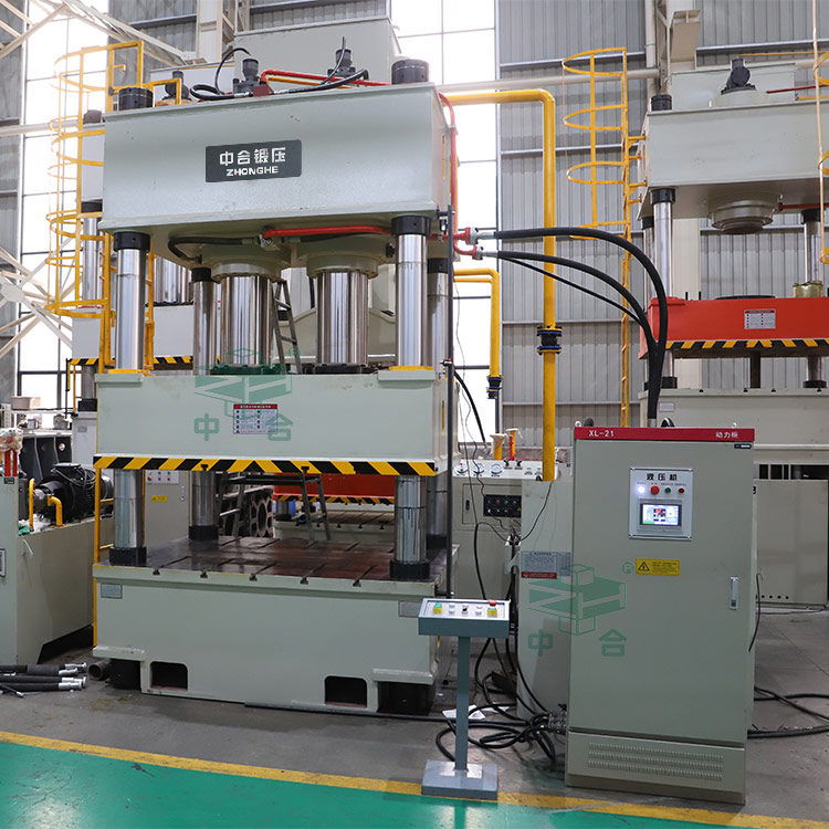 630噸三梁四柱液壓機按需定制.jpg 630噸三梁四柱液壓機按需定制.jpg