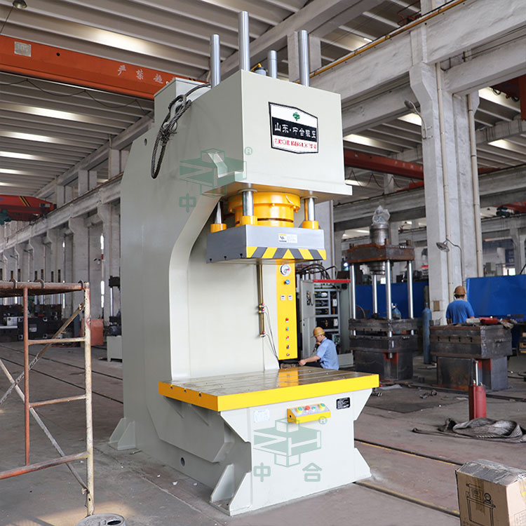 315噸單臂液壓機(jī).jpg 315噸單臂液壓機(jī).jpg