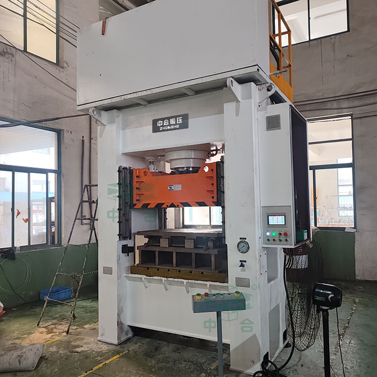 315噸單動薄板拉伸液壓機.jpg 315噸單動薄板拉伸液壓機.jpg