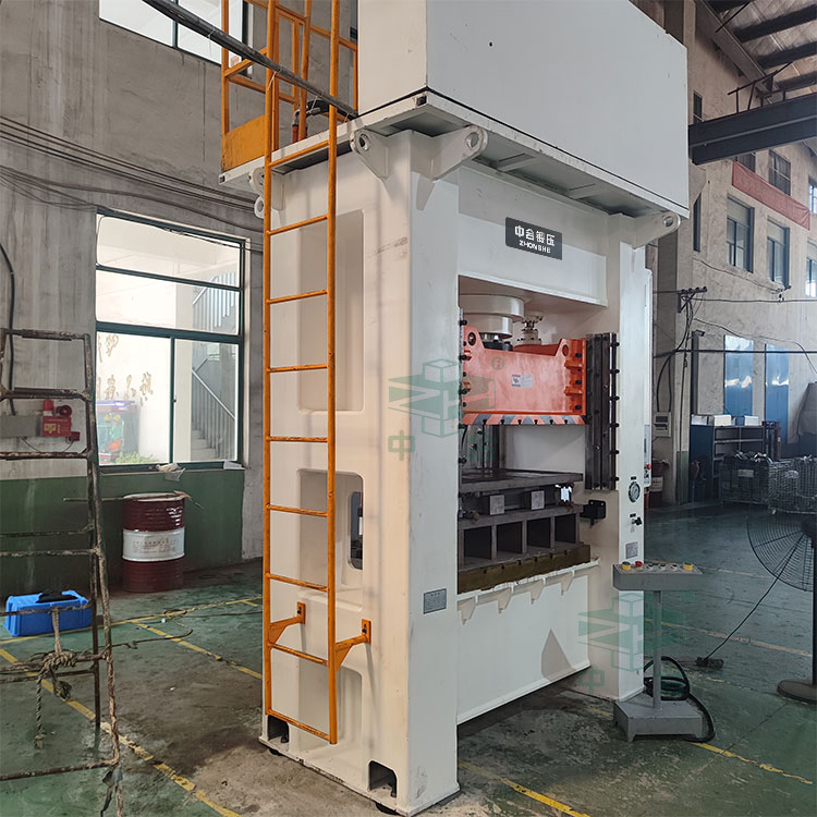 315噸框架式油壓機.jpg 315噸框架式油壓機.jpg