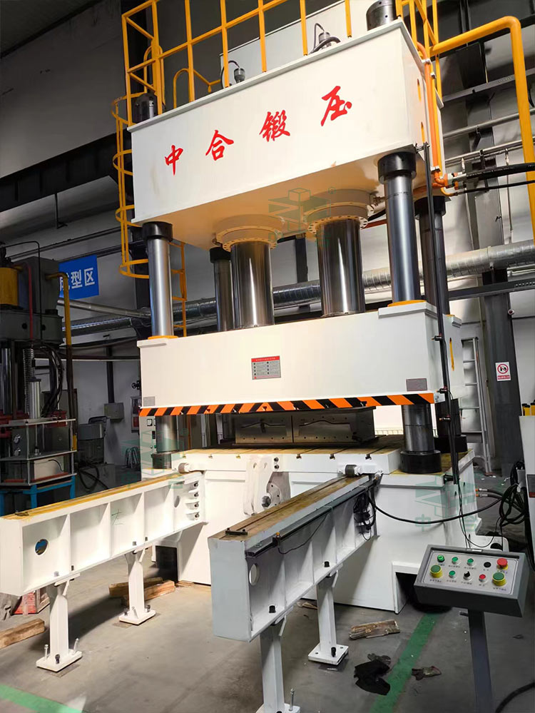 800噸復合材料成型液壓機.jpg 800噸復合材料成型液壓機.jpg