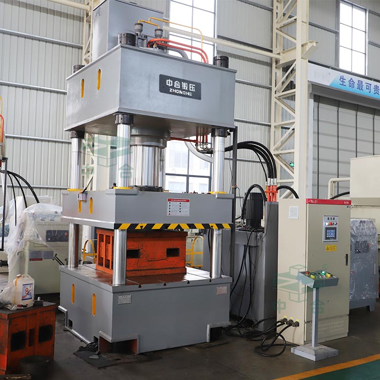 315噸伺服四柱液壓機.jpg 315噸伺服四柱液壓機.jpg