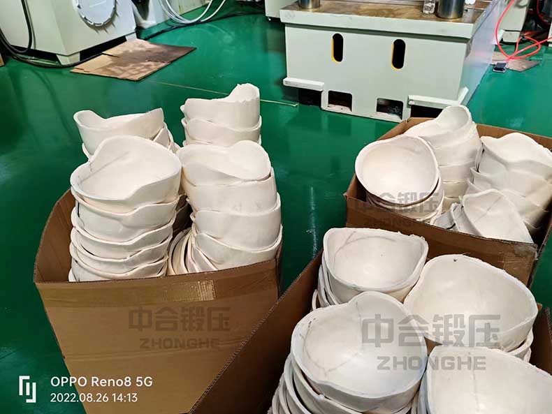 凱夫拉頭盔半成品.jpg 凱夫拉頭盔半成品.jpg