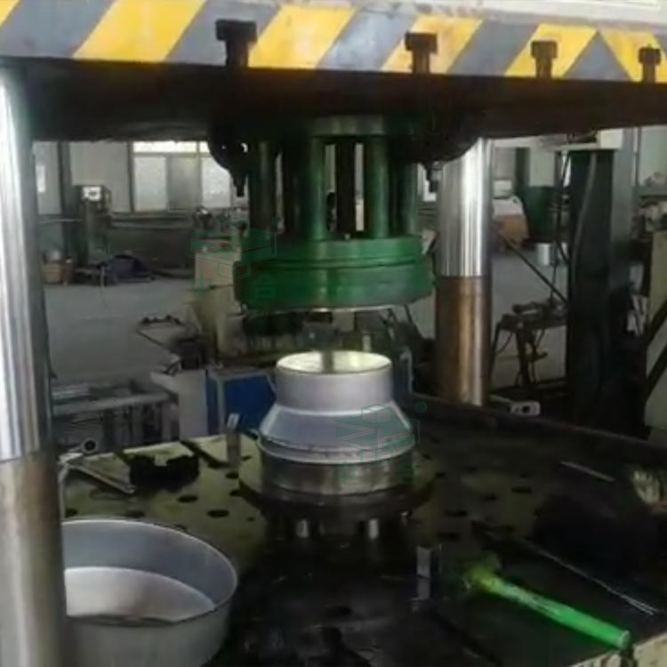 不銹鋼白酒桶帽.jpg 不銹鋼白酒桶帽.jpg