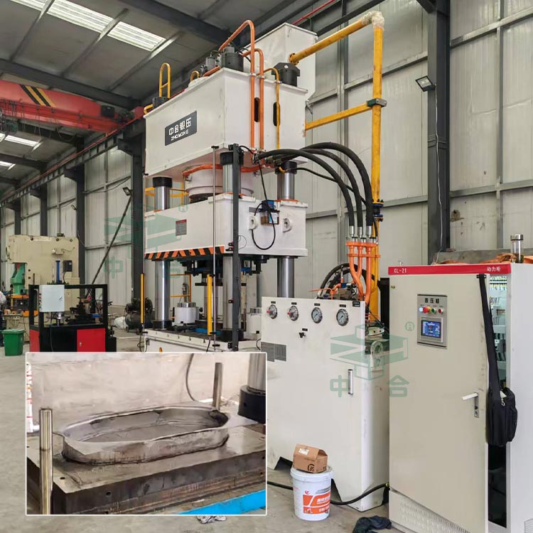 800噸四柱液壓機.jpg 800噸四柱液壓機.jpg