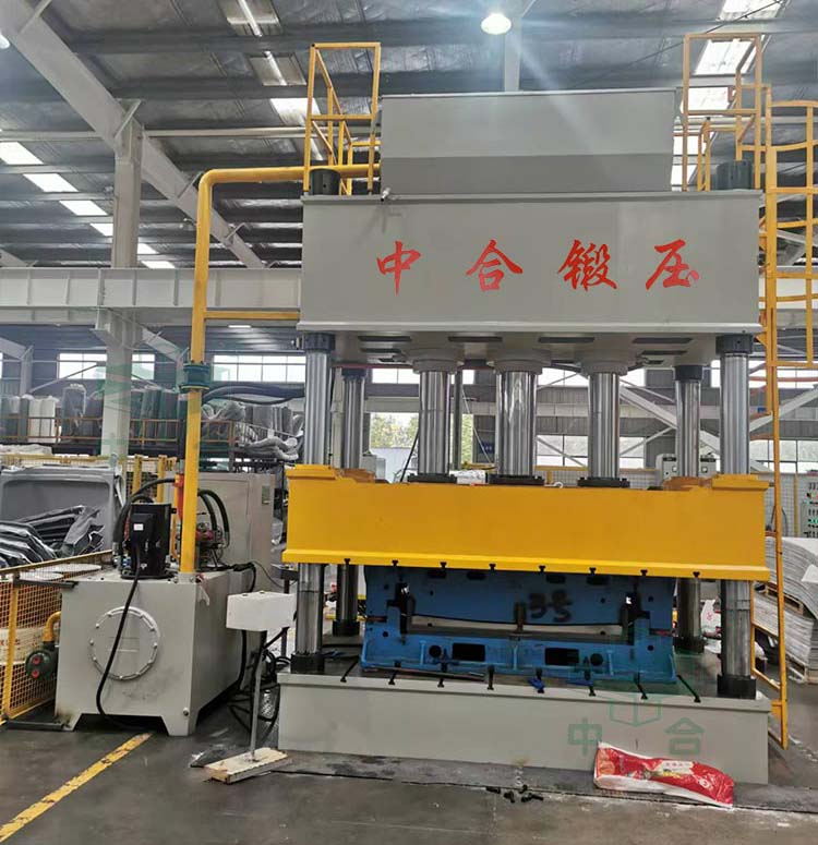 熱壓汽車內飾件成型液壓機.jpg 熱壓汽車內飾件成型液壓機.jpg