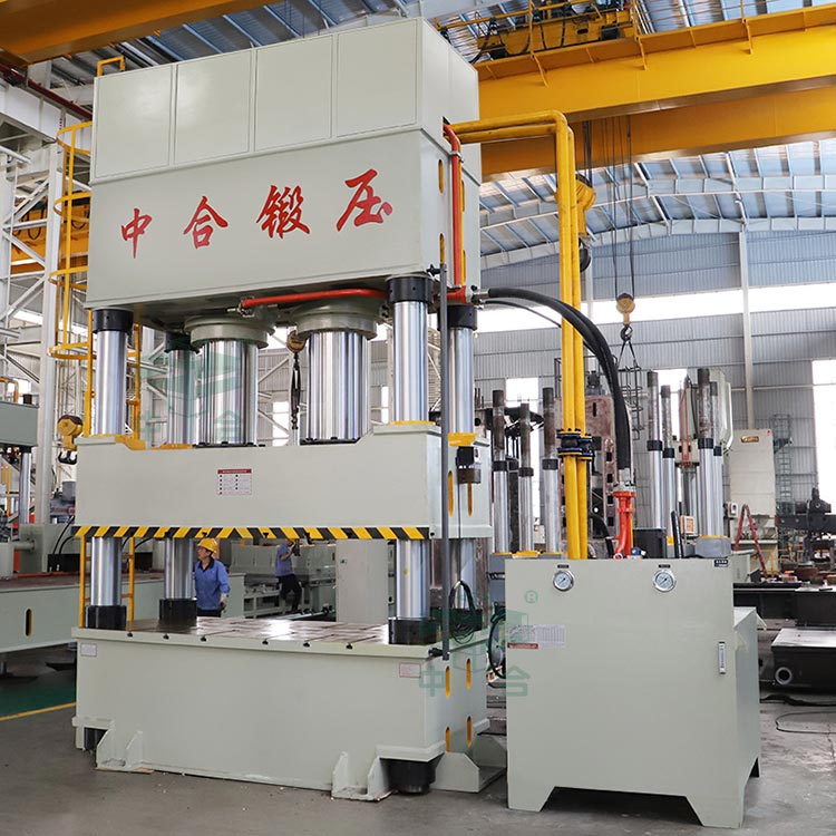 1000噸三梁四柱液壓機(jī) 1000噸三梁四柱液壓機(jī)