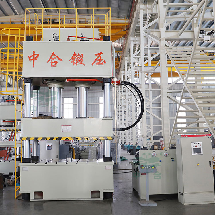 500噸四柱液壓機.jpg 500噸四柱液壓機.jpg