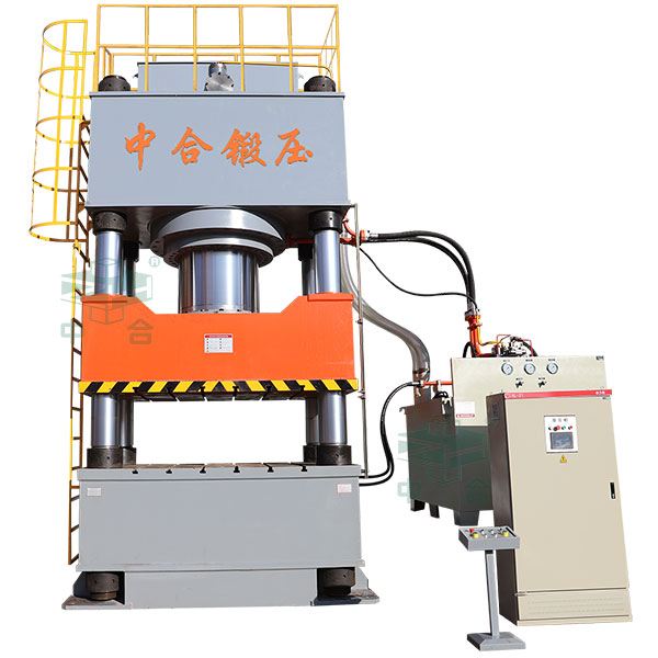 2000噸四柱液壓機.jpg 2000噸四柱液壓機.jpg