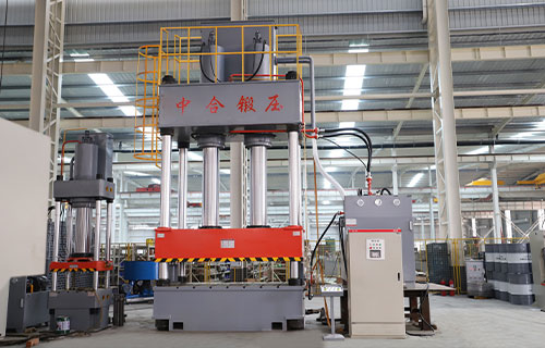 800噸四柱液壓機-復合材料模壓成型