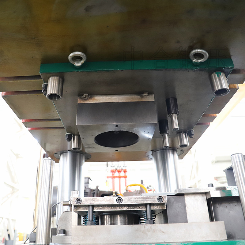 630噸錨桿托盤生產線(圖3) 630噸錨桿托盤生產線(圖3)