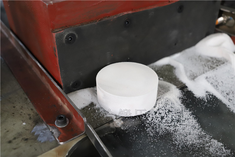 200噸金屬粉末成型液壓機 200噸金屬粉末成型液壓機