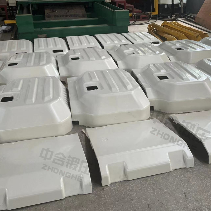 復合材料成型油壓機_1500噸汽車覆蓋件模壓機設備_伺服油壓機(圖3) 復合材料成型油壓機_1500噸汽車覆蓋件模壓機設備_伺服油壓機(圖3)