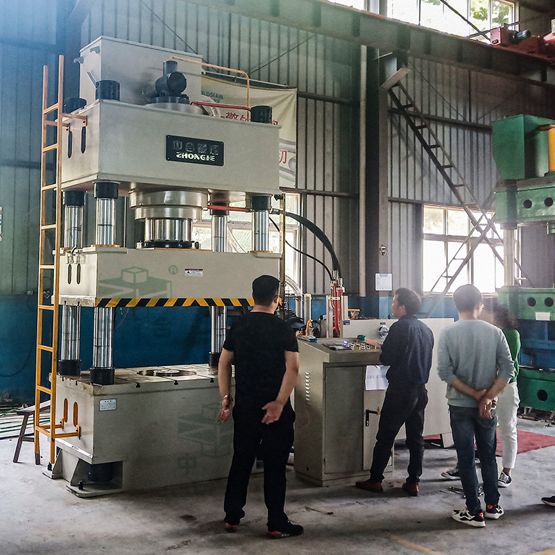 500噸消防水箱液壓機_不銹鋼水箱成型生產線(圖1) 500噸消防水箱液壓機_不銹鋼水箱成型生產線(圖1)