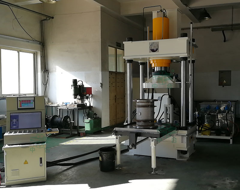 200噸液壓式打壓試驗機-四柱兩梁液壓機(圖1) 200噸液壓式打壓試驗機-四柱兩梁液壓機(圖1)