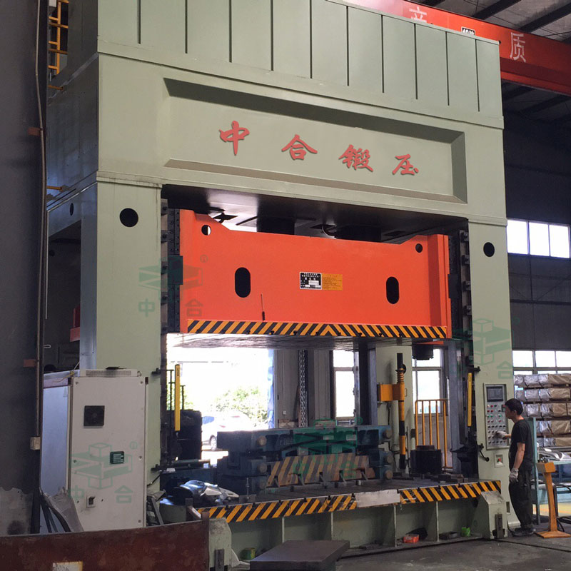 3000噸液壓機(jī)-3000噸伺服油壓機(jī)(圖4) 3000噸液壓機(jī)-3000噸伺服油壓機(jī)(圖4)