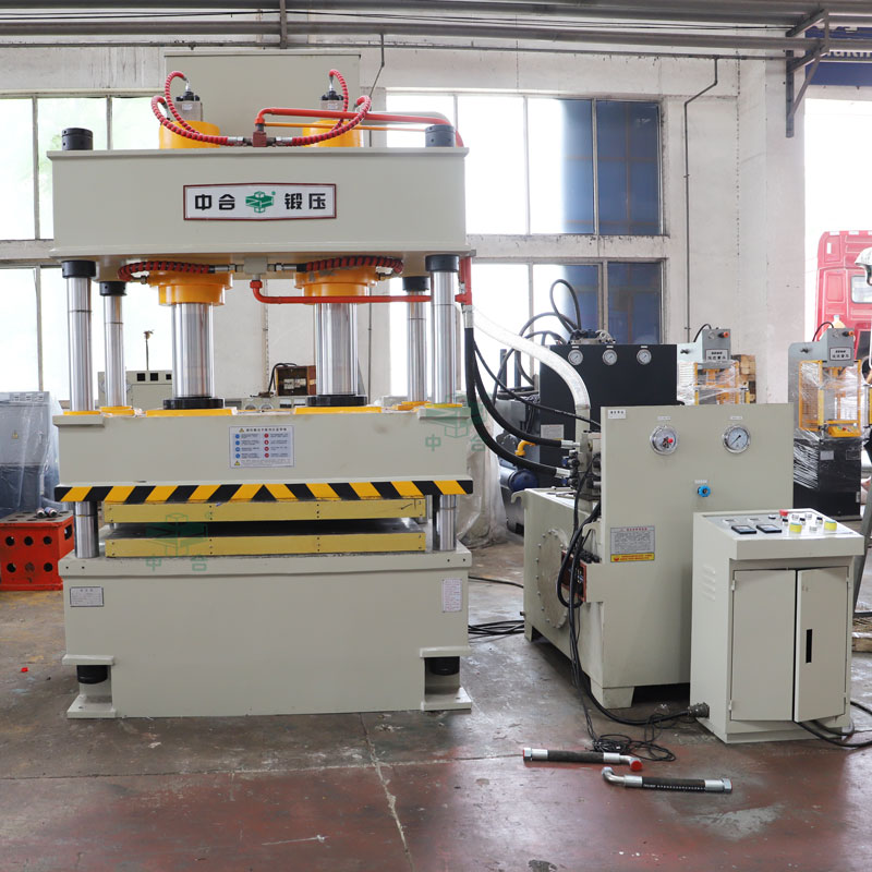 200噸四柱液壓機 200噸四柱液壓機