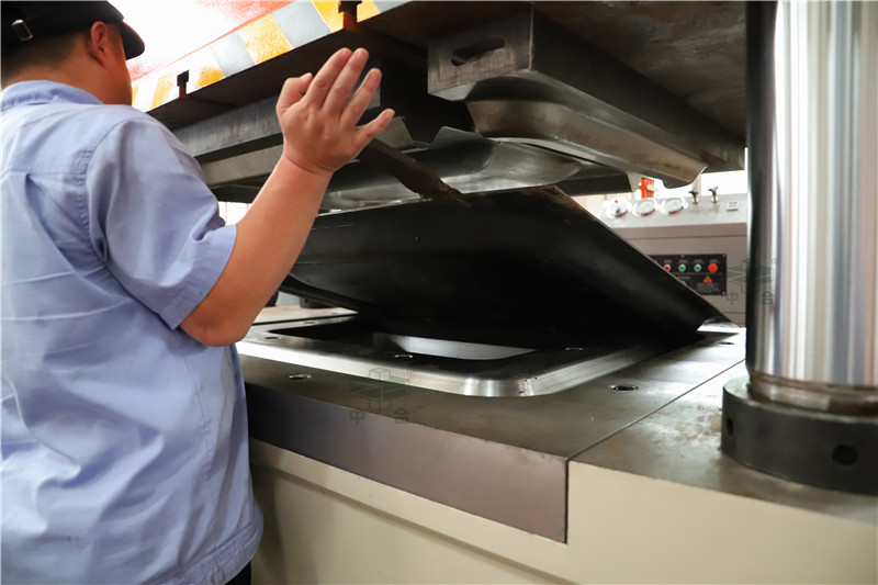 火車門板整形修復液壓機-鋼板壓平設備(圖5) 火車門板整形修復液壓機-鋼板壓平設備(圖5)