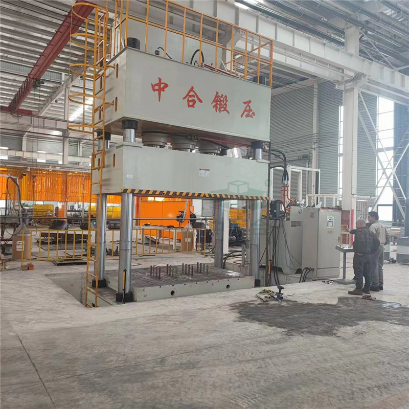 1000噸汽車零部件拉伸成型液壓機客戶現(xiàn)場調(diào)試(圖1) 1000噸汽車零部件拉伸成型液壓機客戶現(xiàn)場調(diào)試(圖1)