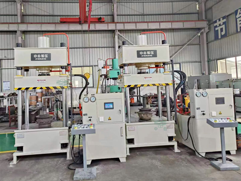 100噸四柱液壓機(jī) 100噸四柱液壓機(jī)