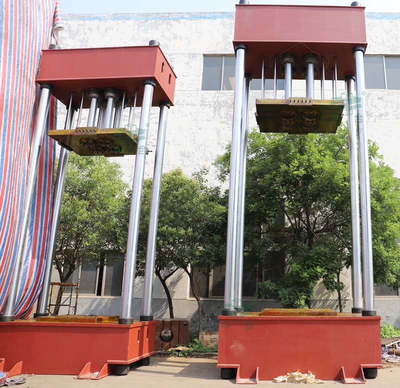 兩梁四柱液壓機-物液分離壓榨機-污泥高壓脫水設備(圖2) 兩梁四柱液壓機-物液分離壓榨機-污泥高壓脫水設備(圖2)