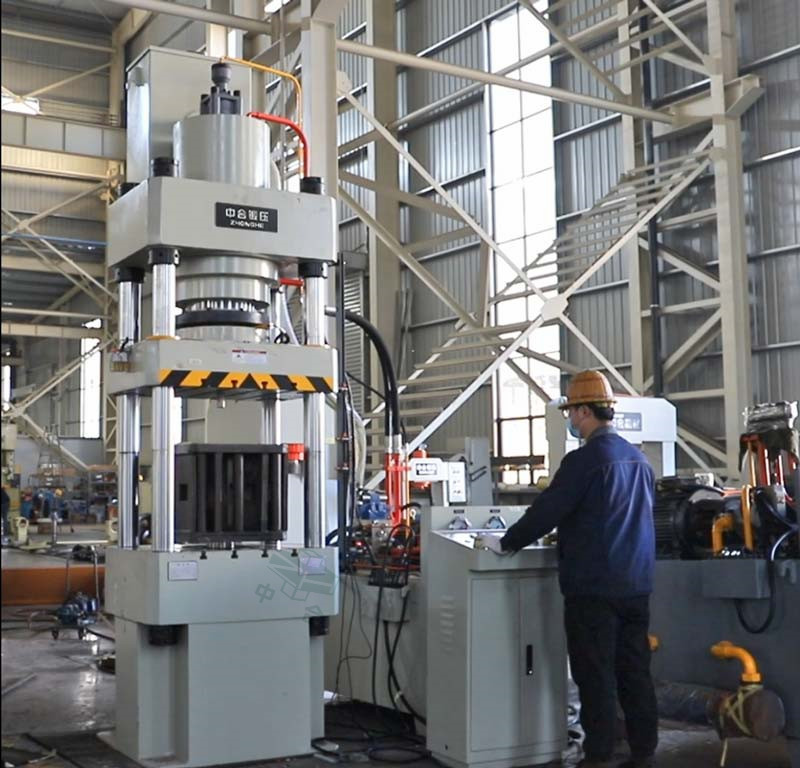 315噸四柱液壓機 315噸四柱液壓機