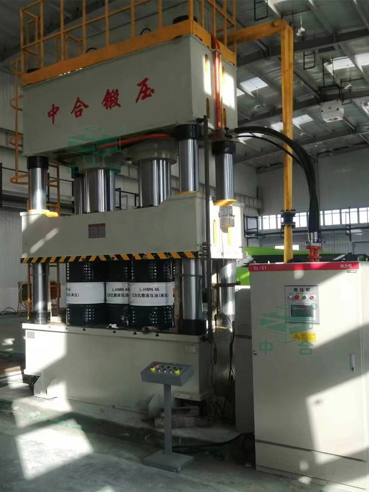 1000噸三梁四柱液壓機 1000噸三梁四柱液壓機